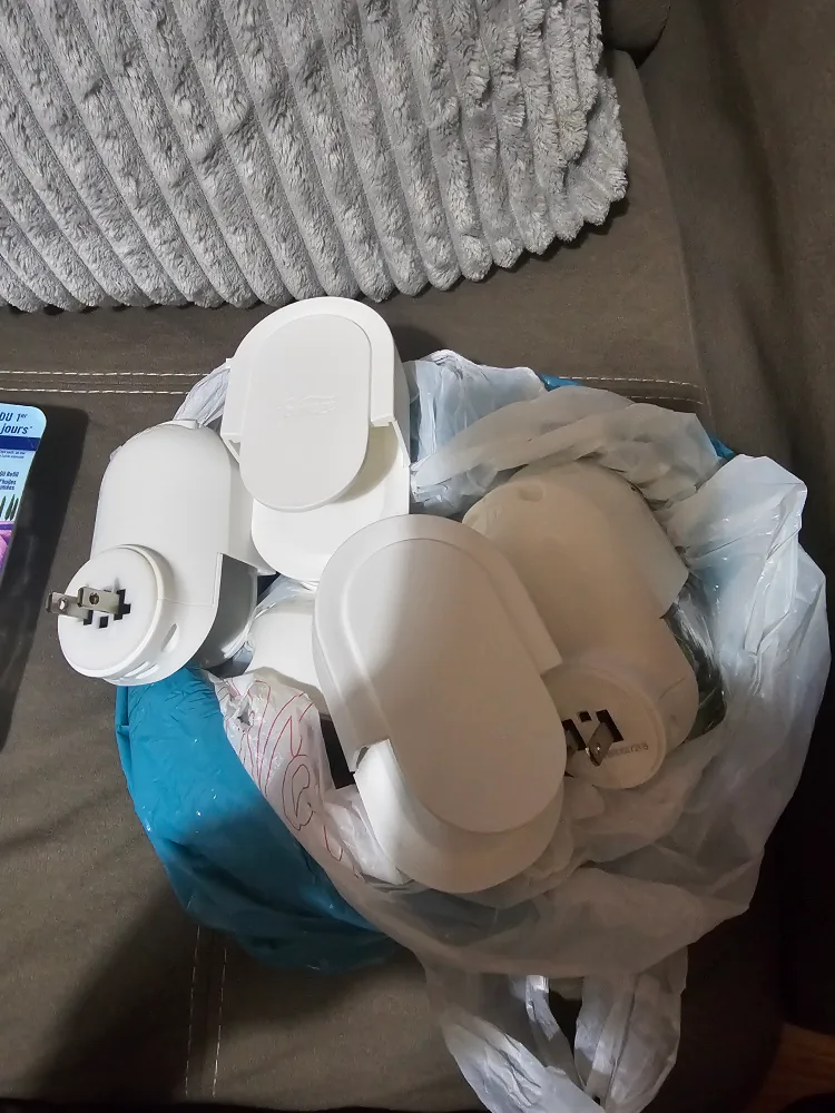 Febreze Plug and Refills #freecycle thumbnail