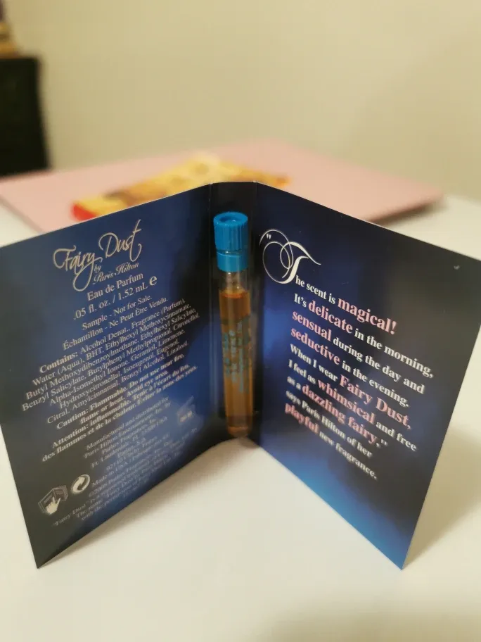 #freecycle Pink Tablet Case + Perfume Sample Set image indicator(4)