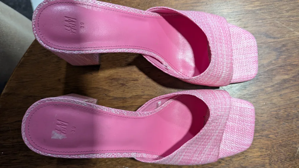Pink Woven H&M Block Heel Mules - Size 39 image indicator(3)
