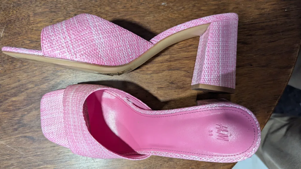 Pink Woven H&M Block Heel Mules - Size 39 image indicator(4)