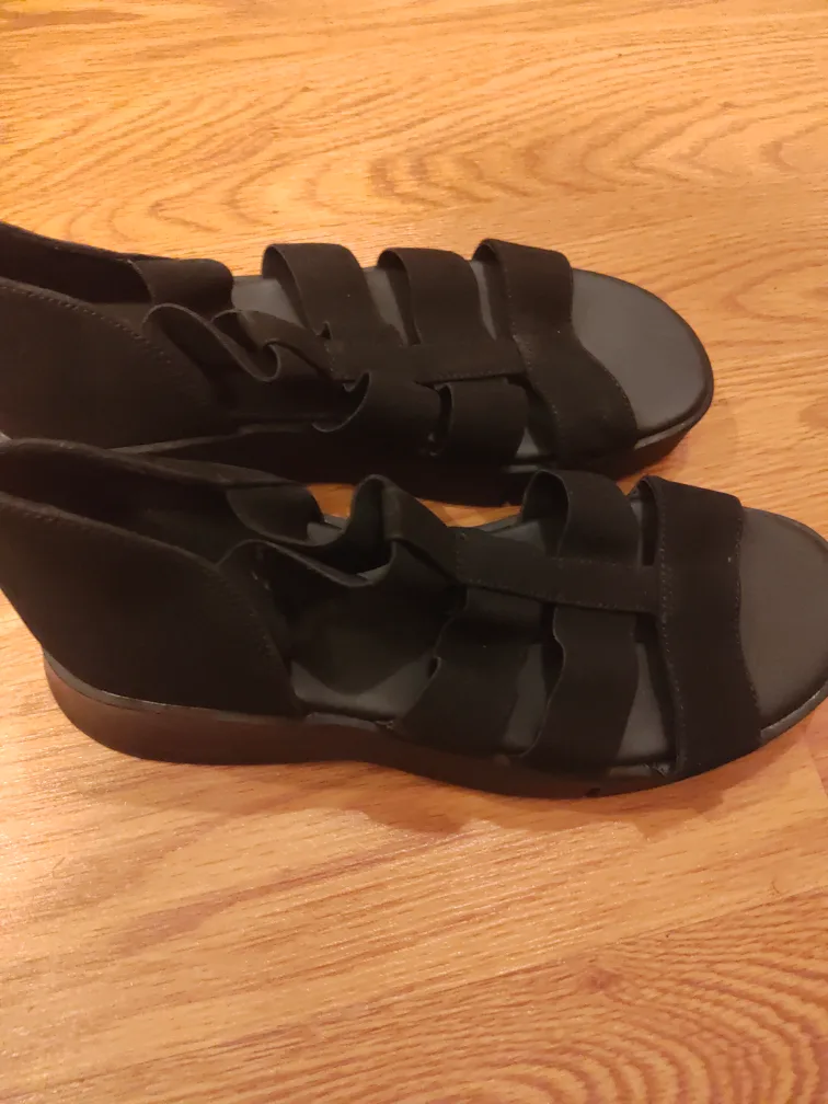 Aerobics Women's Black Wedge Sandals Size 6 image indicator(2)