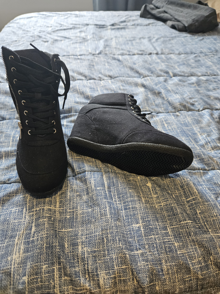 wedge booties size 10 - photo 2