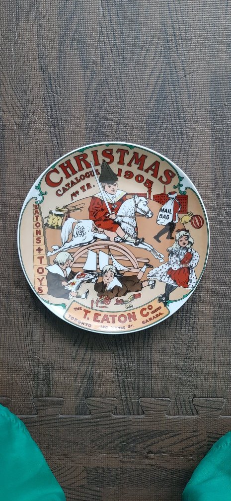 Vintage T. Eaton Co. Christmas Plate - Collector's Plate 1904