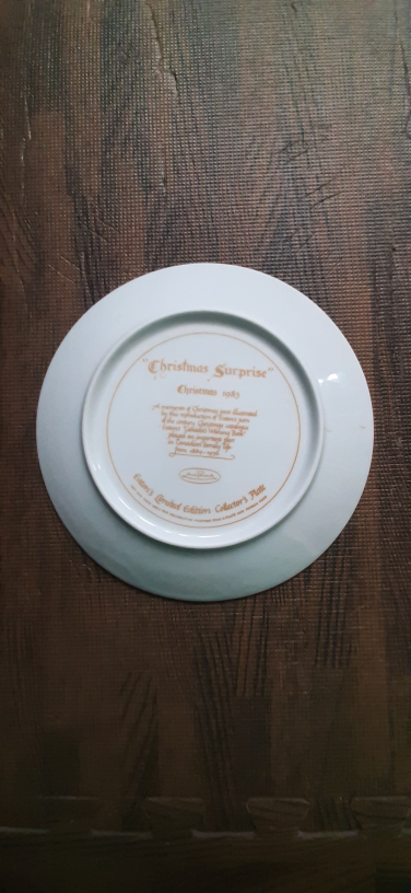 Vintage T. Eaton Co. Christmas Plate - Collector's Plate 1904 - photo 2