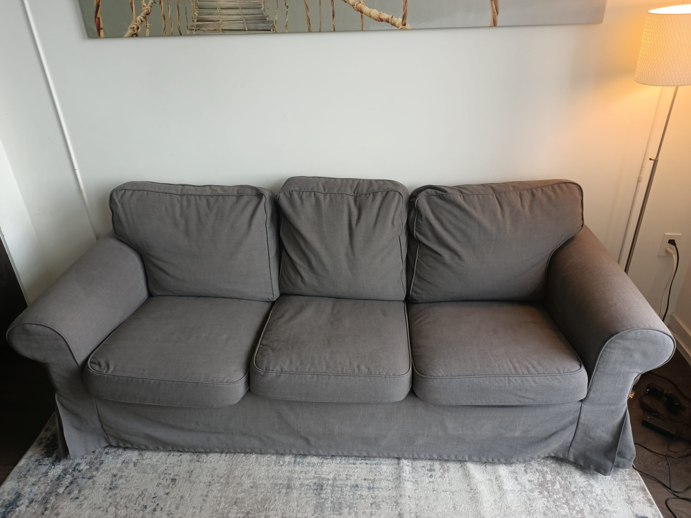 Three-seater sofa