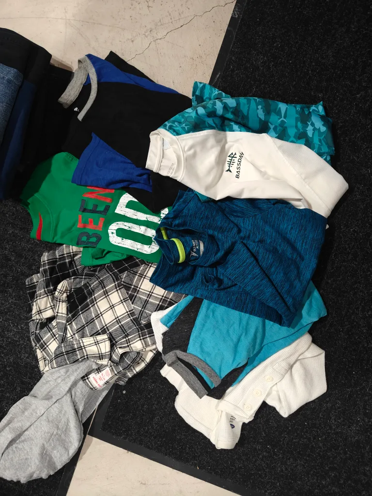 Boys' Clothing Bundle - Shirts and Pants size 12/14 (L) image indicator(2)
