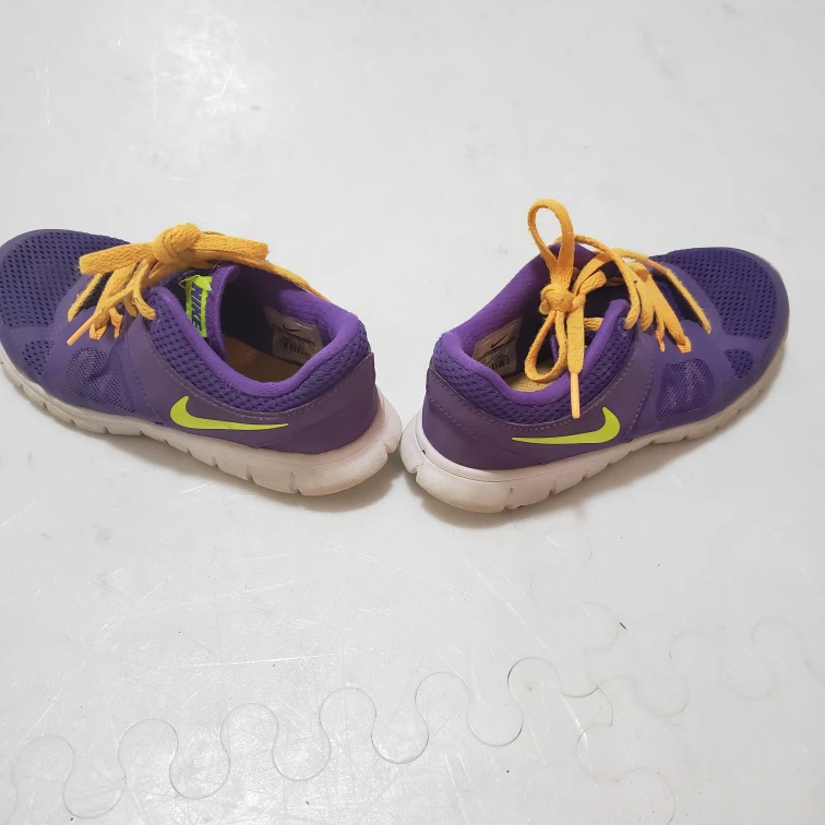 Nike Kids' Running Shoes - Size US 13C - photo 2