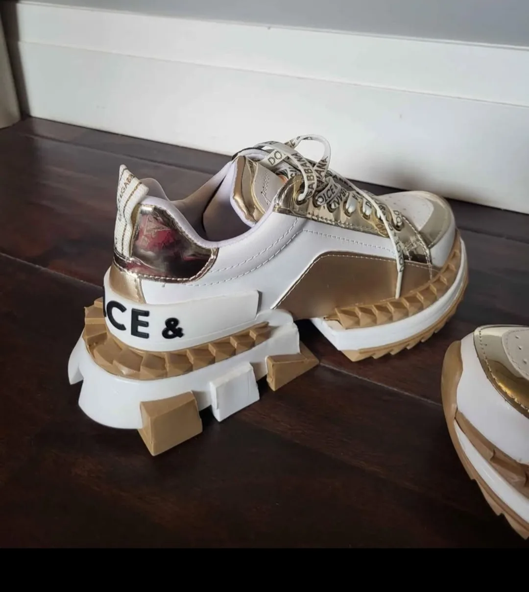 Dolce & Gabbana Sneakers image indicator(4)