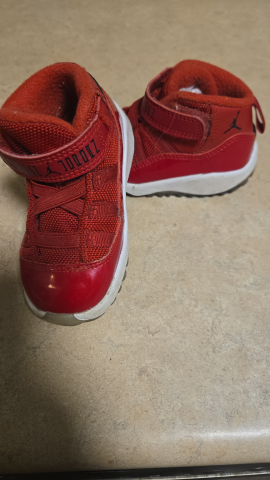 Infant Jordan 11 Retro Sneakers - Size 1C