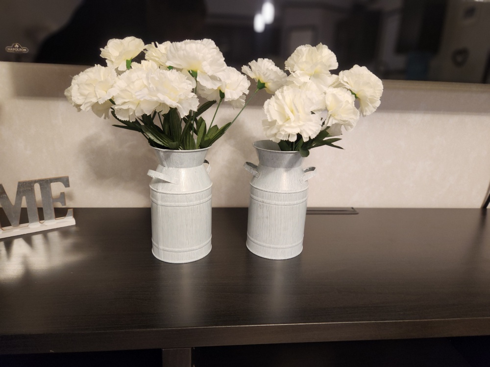 #freecycle new farmhouse vases and flowers