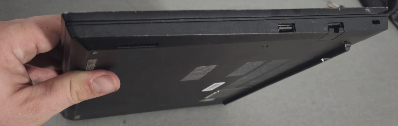 Lenovo Thinkpad Laptop - photo 3