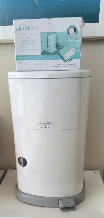 AKORD Slim Diaper Disposal System with Refill image indicator(2)