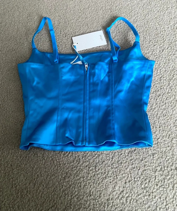 NWT Aritzia Wilfred Lovefest Bustier image indicator(7)