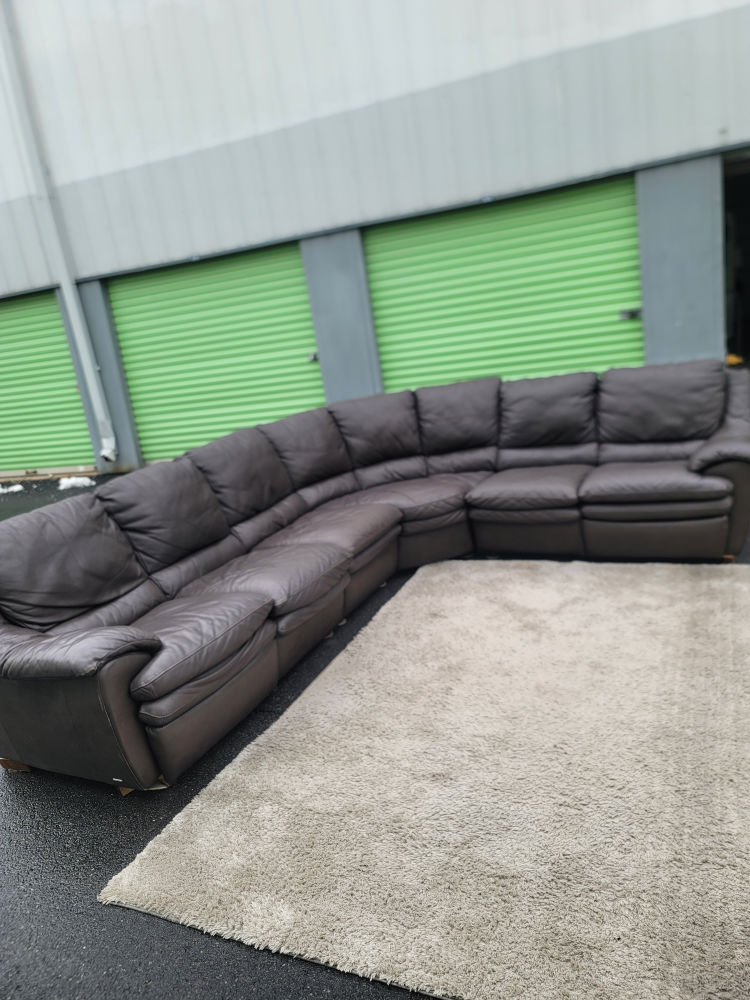 NATUZZI dark brown leather sectional (FREE LOCAL CURB DELIVERY) - photo 4