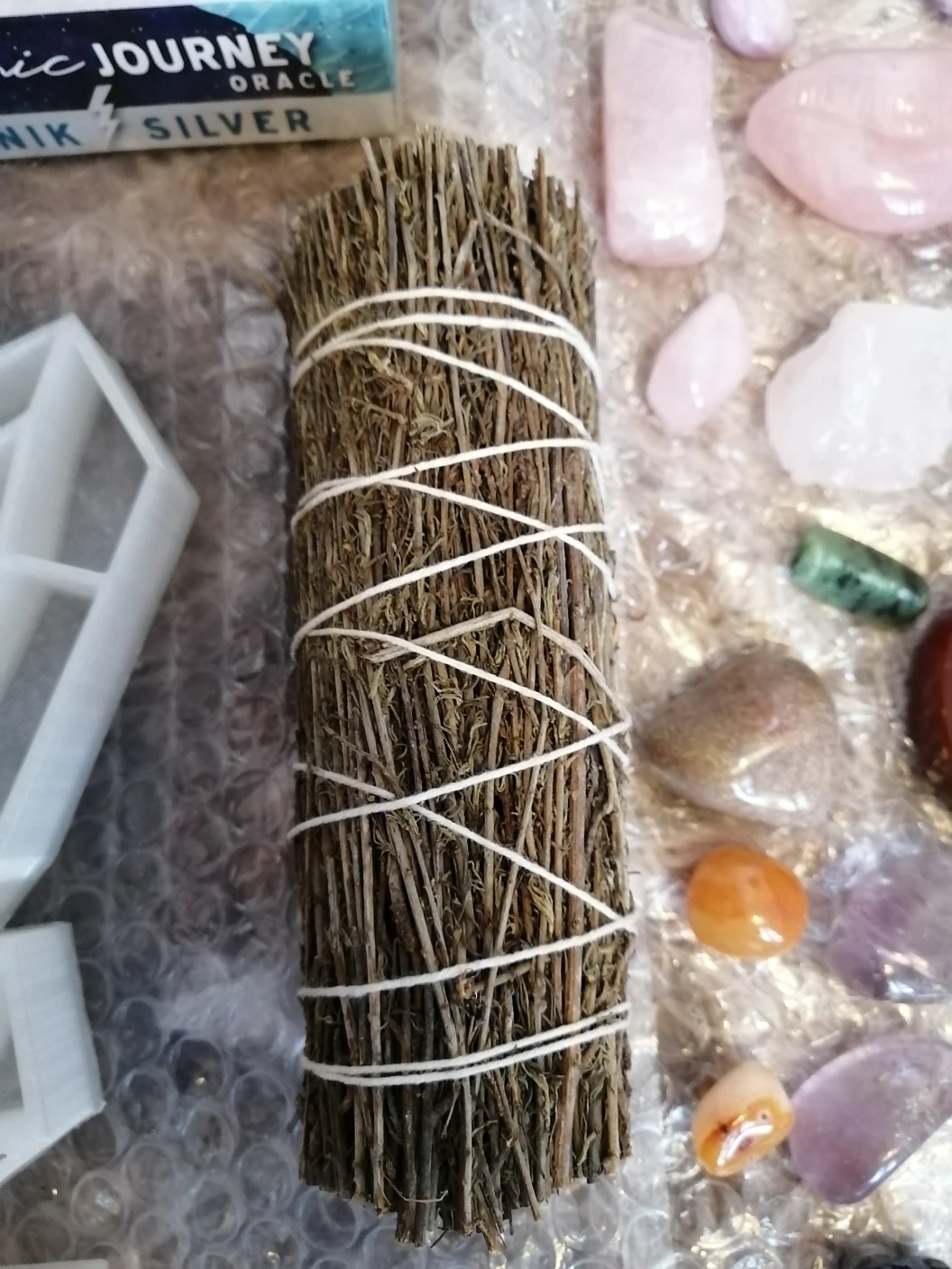 Tarot Deck & Crystal Lot - photo 5