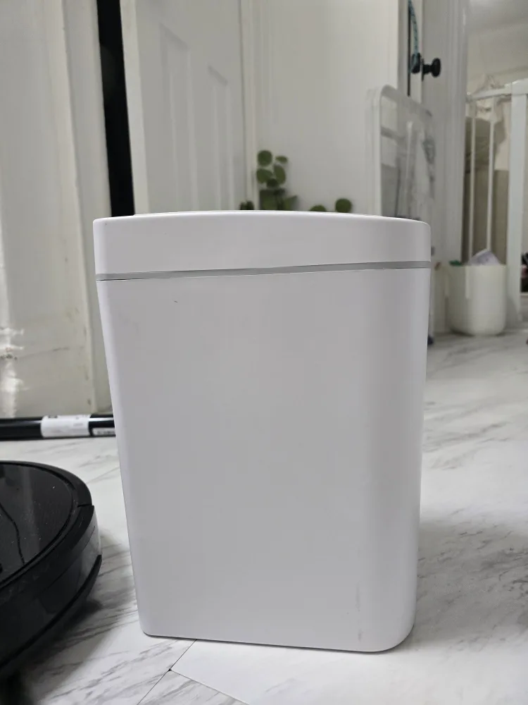 White Rectangular automatic Trash Can image indicator(2)