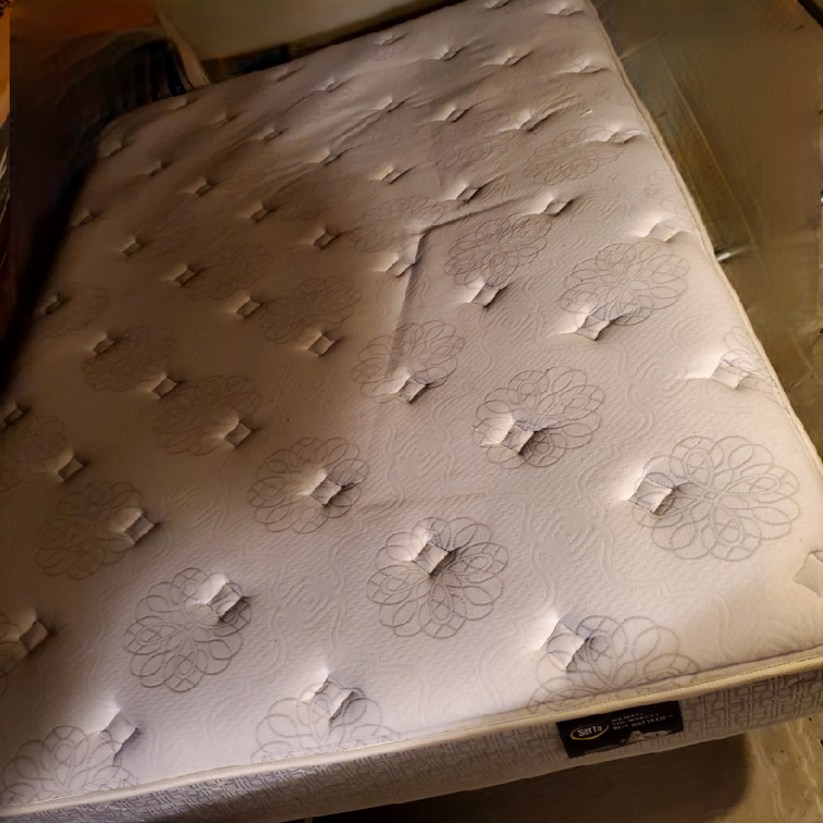 Serta Mattress - Full Size “🏈” - photo 2