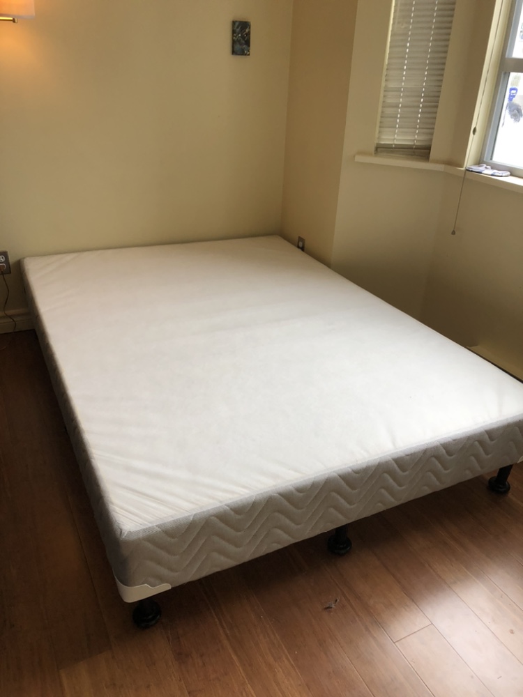 Double/ Full Mattress Bed Frame/Box spring