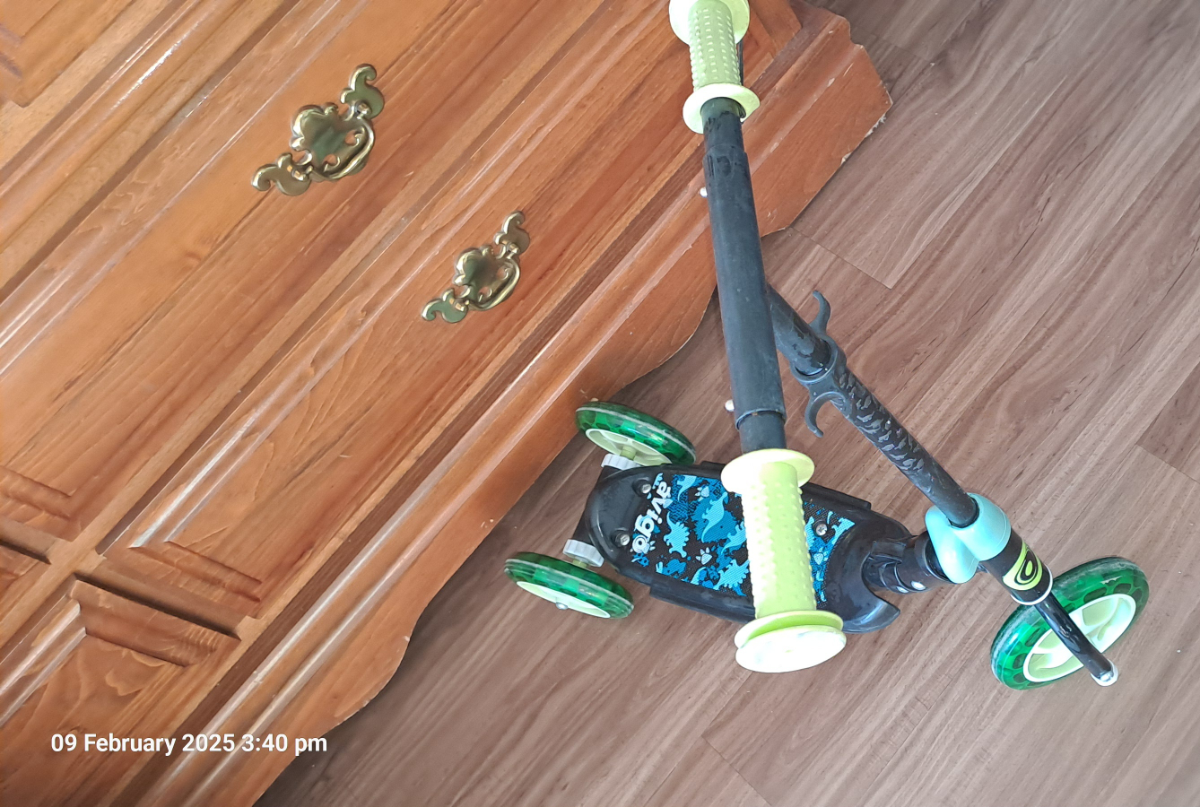 Kids' 3-Wheel Scooter