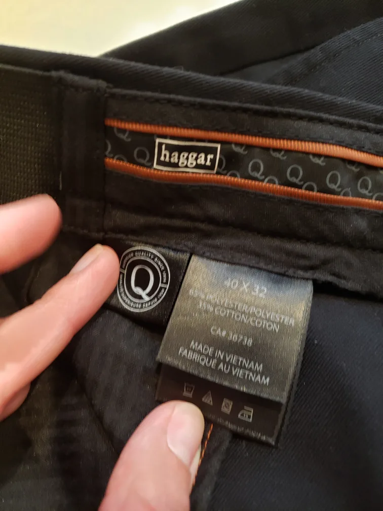 Haggar Men's Black Flat Front Trousers, Size 40x32 image indicator(4)