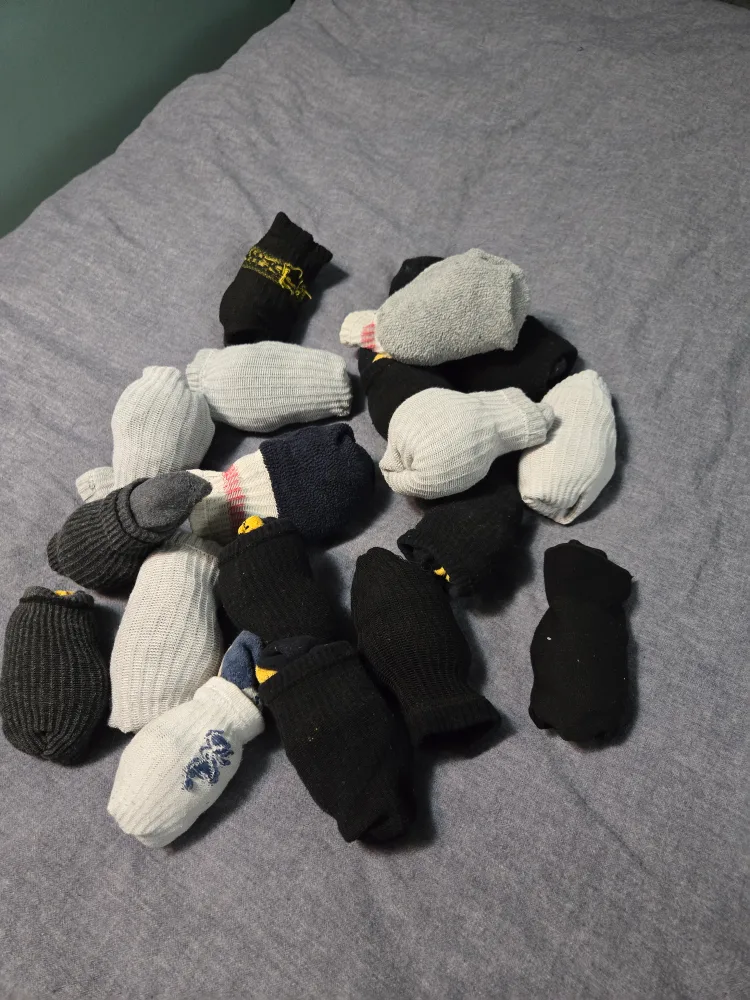 Men's Clothing Bundle - Medium and large image indicator(7)