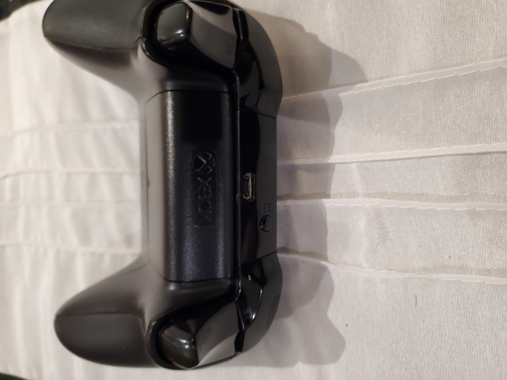 Xbox One Wireless Controller - Black - photo 3