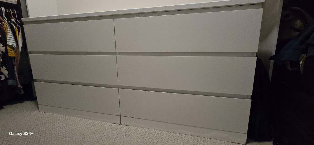 IKEA MALM 6-Drawer Dresser - White