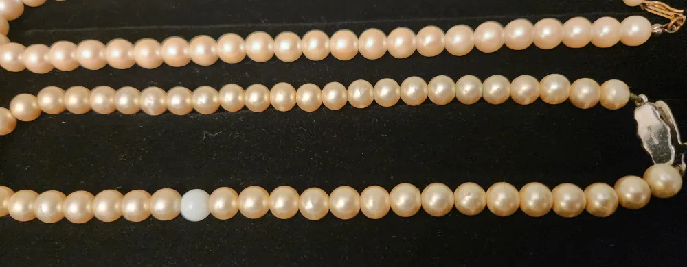 Pearl Necklace image indicator(3)
