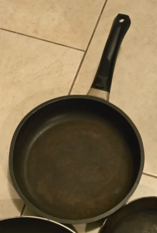#freecycle Used Frying Pan image indicator(2)