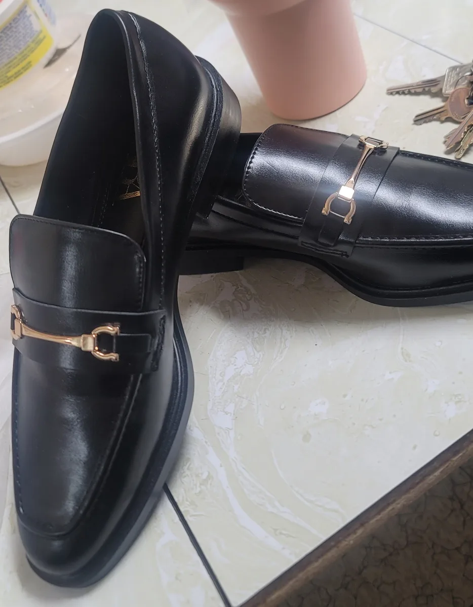 Zara Black Loafer Shoes image indicator(3)