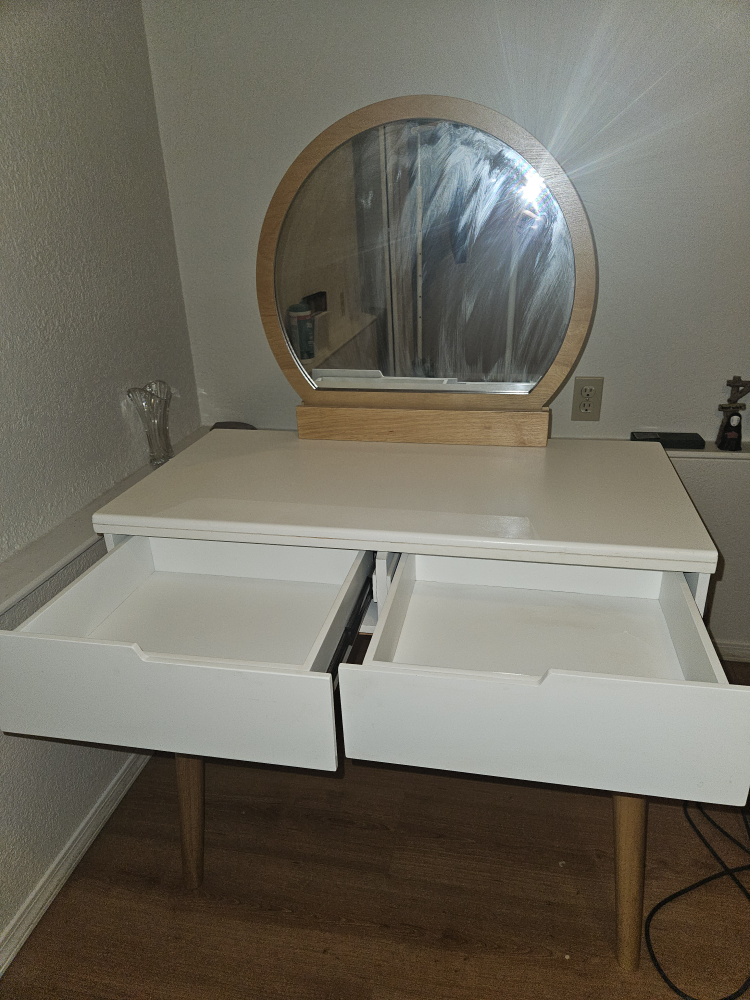 Vanity Set with Mirror - photo 2