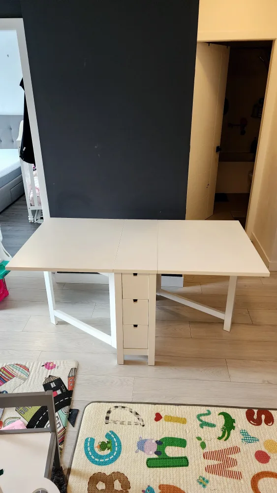 Folding Dining Table image indicator(4)