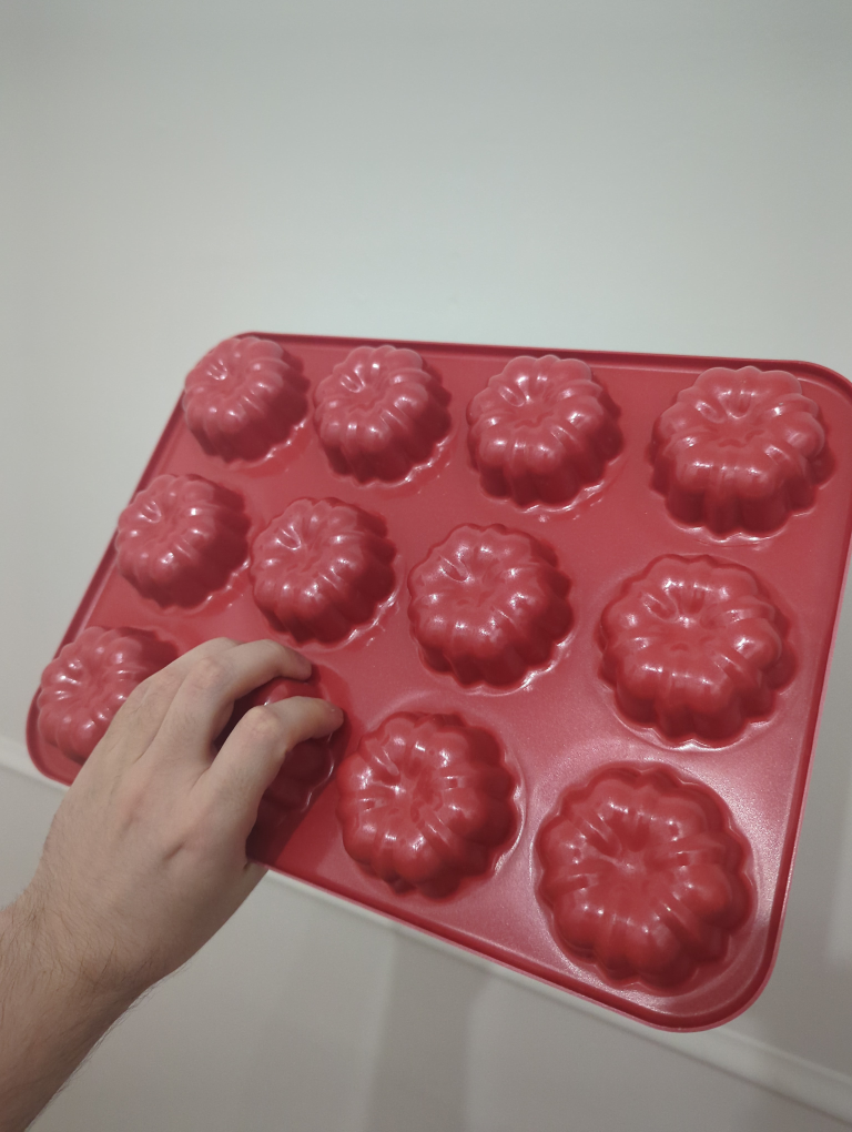 12-Cup Mini Bundt Cake Pan - photo 2