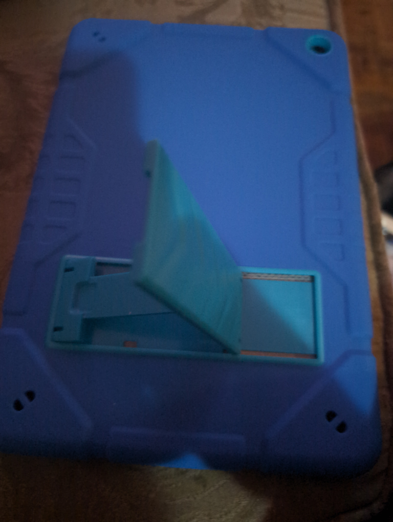 Kids' Tablet Case with Stand – Blue