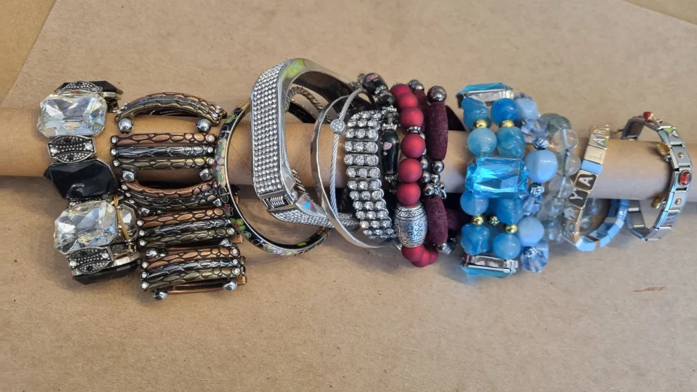 Bracelet Bundle, 30+ Bracelets! image indicator(6)