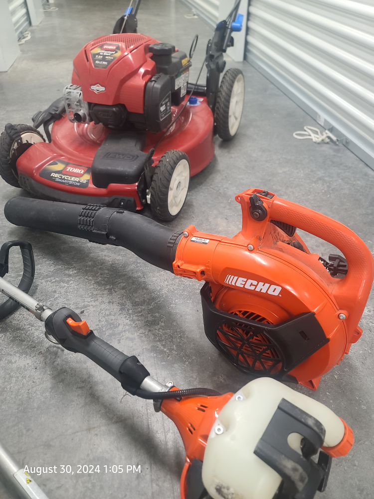 Toro Recycler Lawn Mower, Echo Blower & String Trimmer Set - photo 3