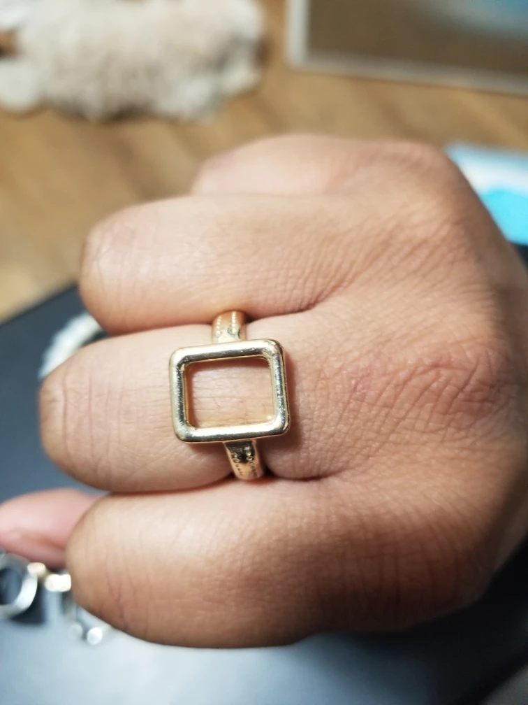 Lot of 5 Unique Rings - Gold, Silver & Black - photo 5