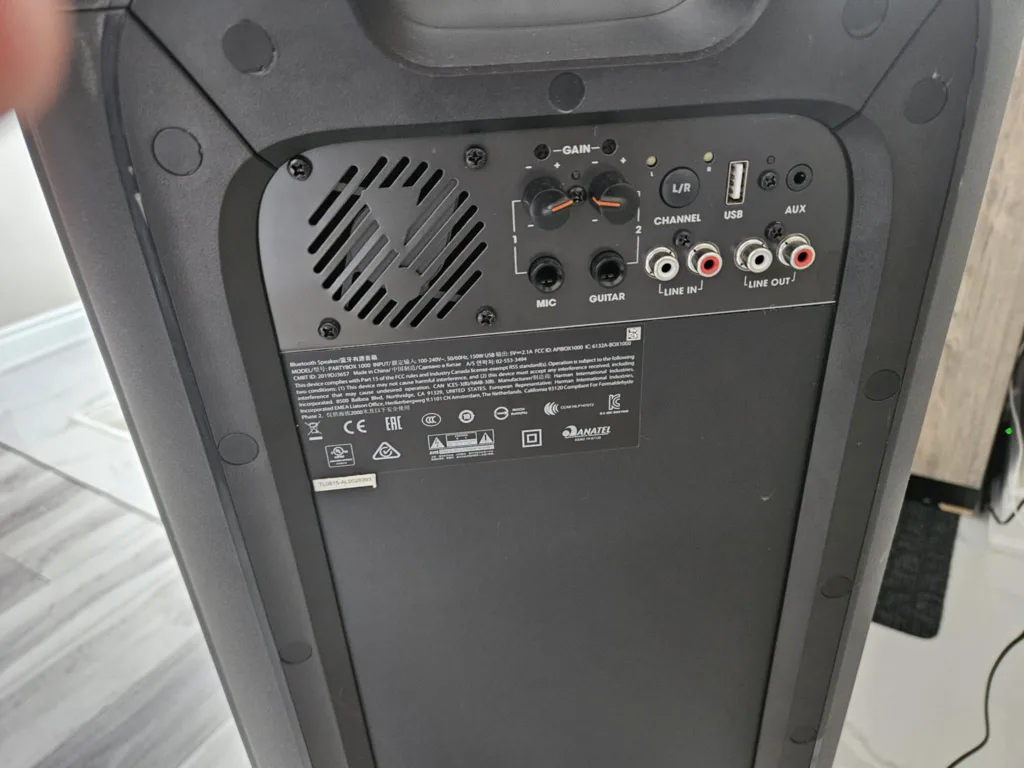 JBL PartyBox Encore Essential Portable Bluetooth Speaker image indicator(4)