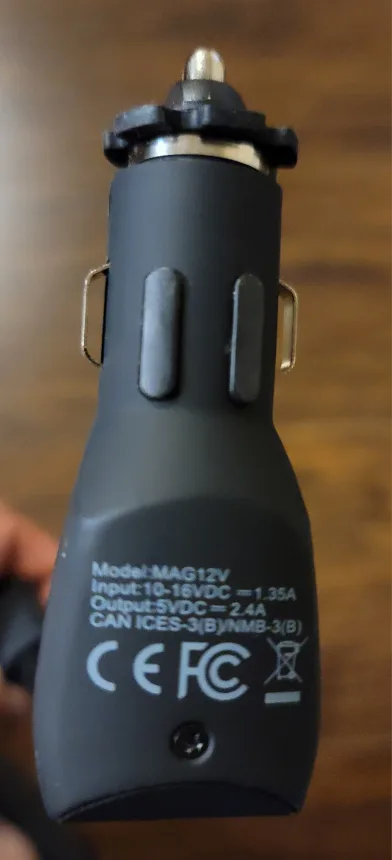 SCOSCHE MagicMount Flex Car Charger with Wireless Charging image indicator(2)