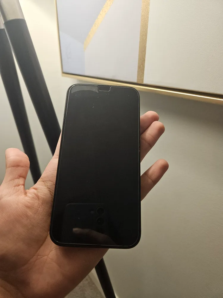 iPhone 14 Black - 94% Battery Health image indicator(4)