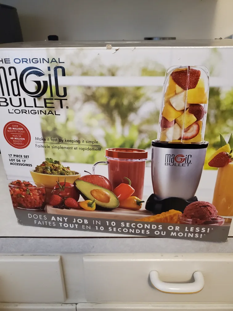 Magic Bullet Original 17-Piece Set Blender image indicator(2)