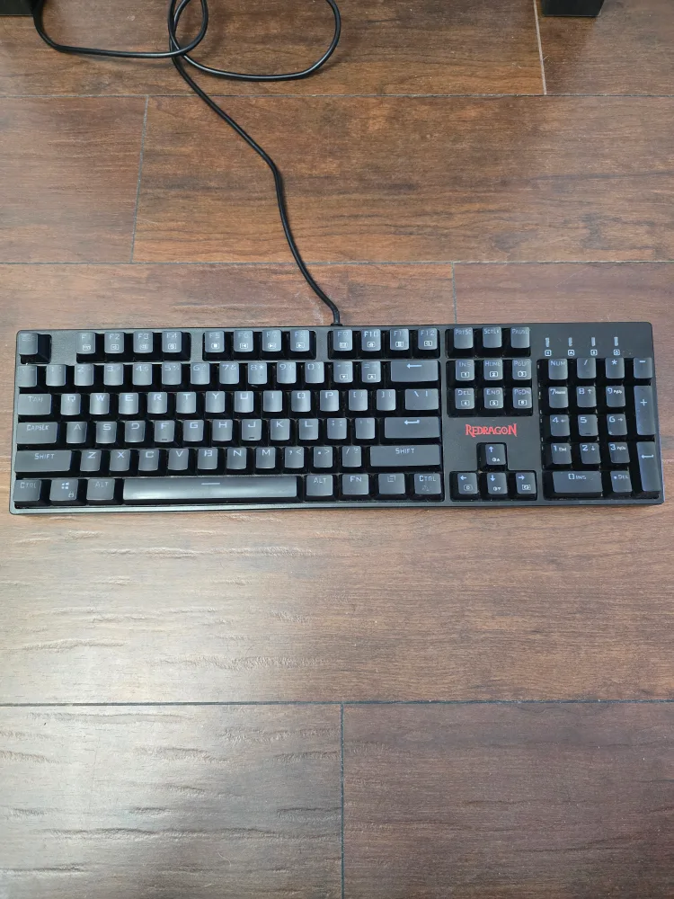 Redragon RGB Mechanical Gaming Keyboard thumbnail