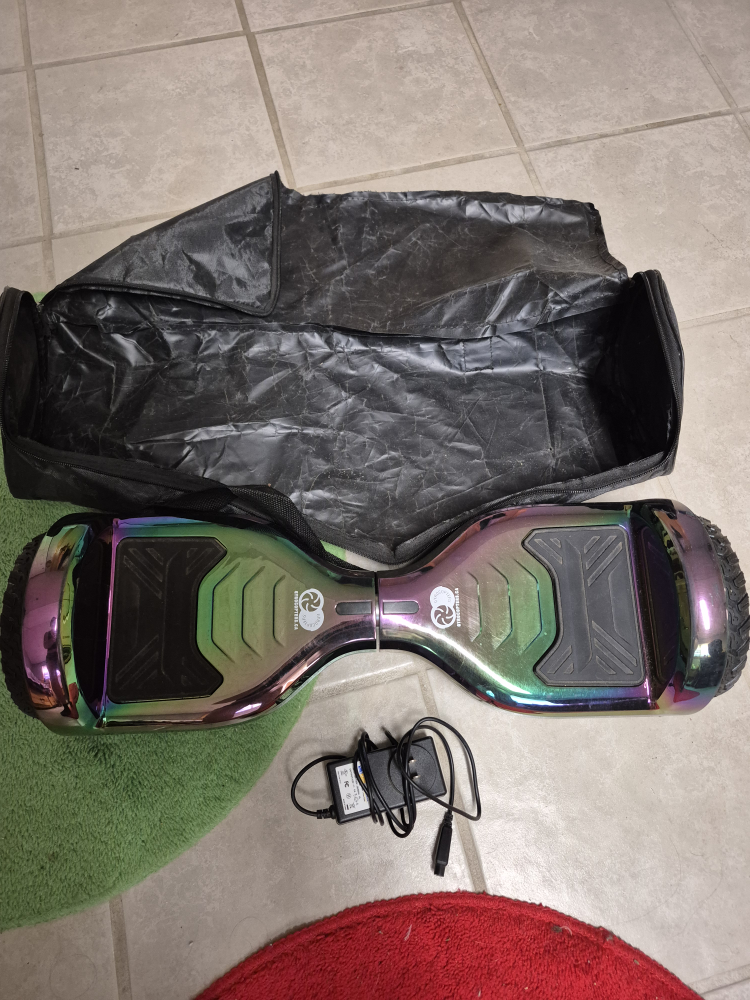Used Hoverboard with Carrying Case and Charger