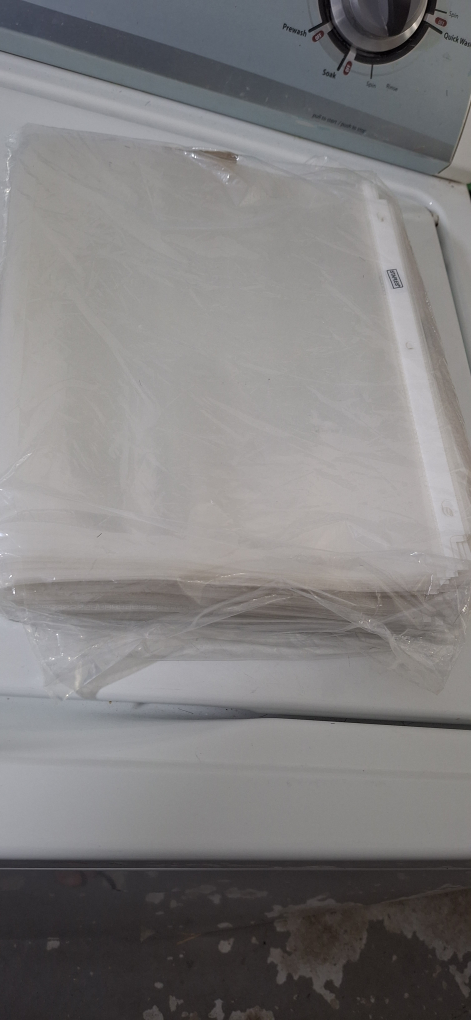 198 plastic page protectors sized: 8.5x11 - photo 2