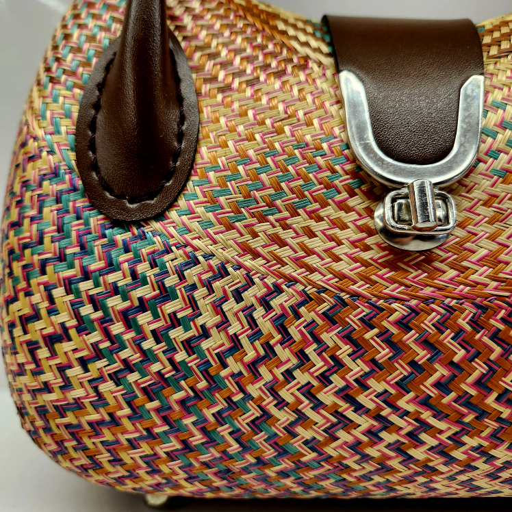 Hand Woven Handbag with Faux Leather Accents - photo 3
