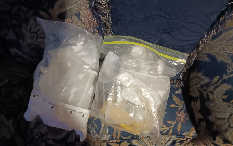 Medela Pump In Style Electric Breast Pump with Accessories