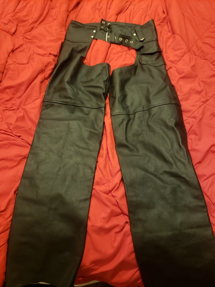 Zony Inc. Leather Motorcycle chaps - Size Small