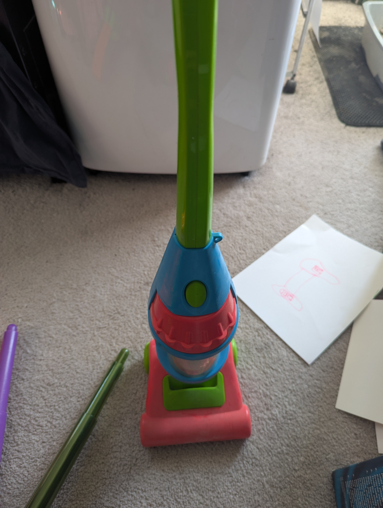 play vacuum - photo 3