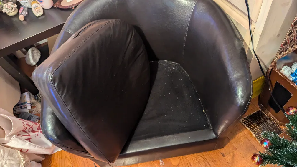 Brown Leather Accent Chair image indicator(4)