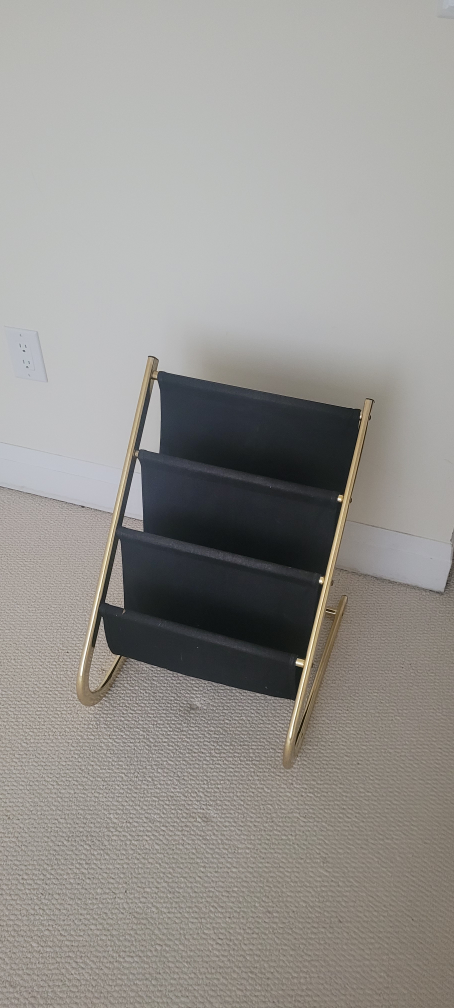 Magazine rack